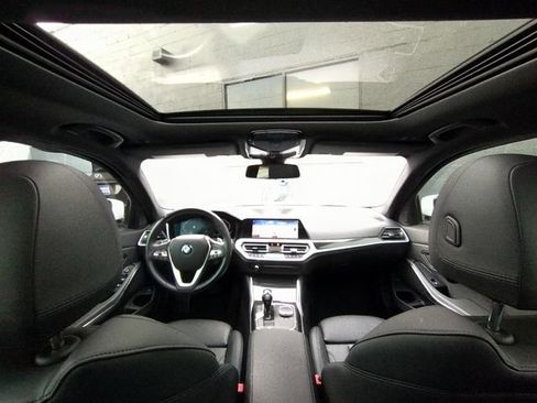 Used 2021 BMW 330i Sedan w/ Driving Assistance Package image 45