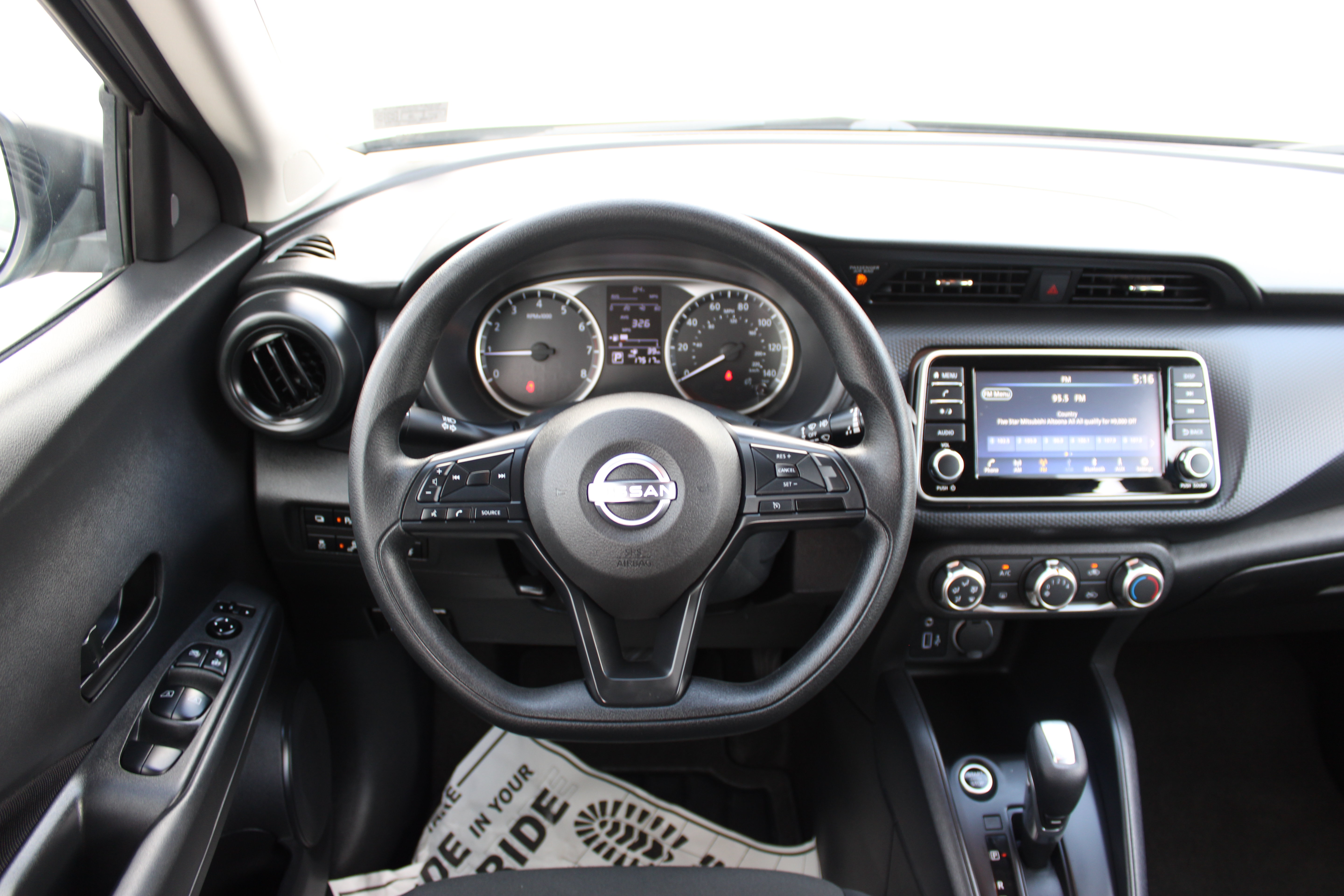 Certified 2024 Nissan Kicks S FWD image 18