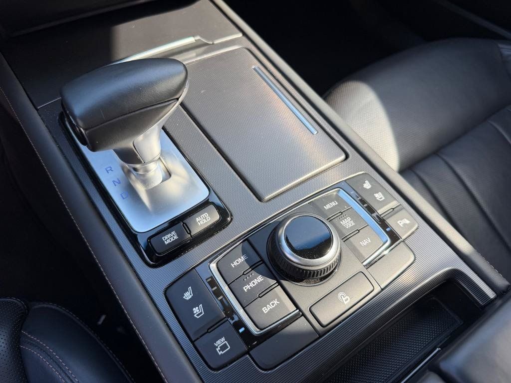 Used 2018 Genesis G80 3.3T Sport RWD image 24