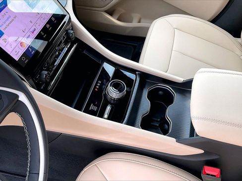 New 2025 Jeep Grand Cherokee L Limited image 8