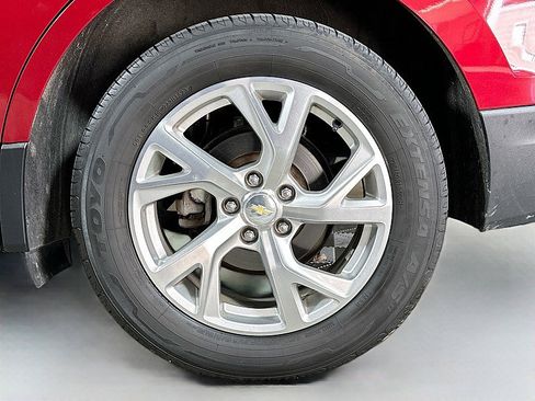 Used 2018 Chevrolet Equinox Premier image 28