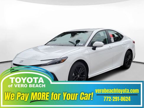 New 2026 Toyota Camry SE w/ Convenience Package FWD image 1