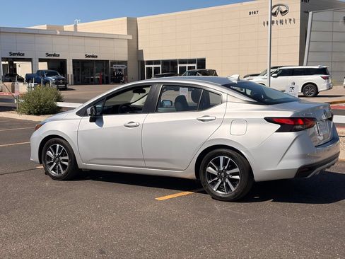 Certified 2025 Nissan Versa SV FWD image 4