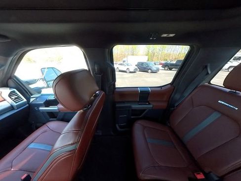 Used 2022 Ford F350 Platinum AWD/4WD image 33