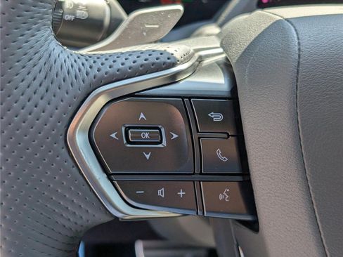 New 2026 Lexus TX 500h AWD image 22