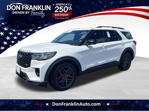 Used 2025 Ford Explorer ST AWD/4WD image 1