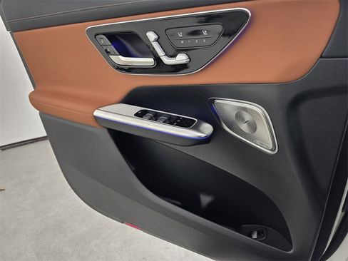 New 2026 Mercedes-Benz GLC 300 image 17