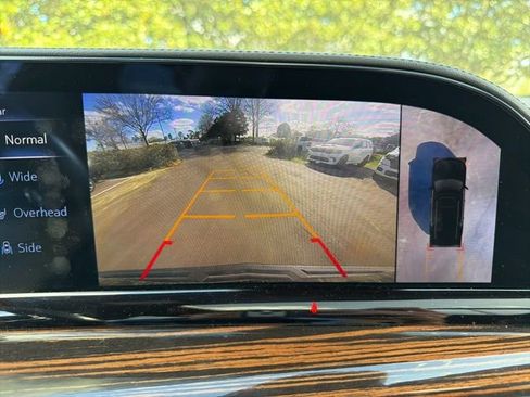 Used 2023 Cadillac Escalade ESV Premium Luxury image 30