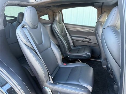 Used 2022 Tesla Model X Plaid image 27