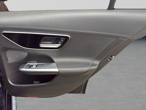 Used 2023 Mercedes-Benz C 300 Sedan image 27