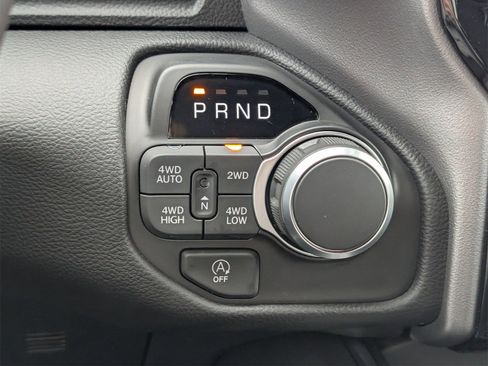New 2026 RAM 1500 4x4 Crew Cab image 12