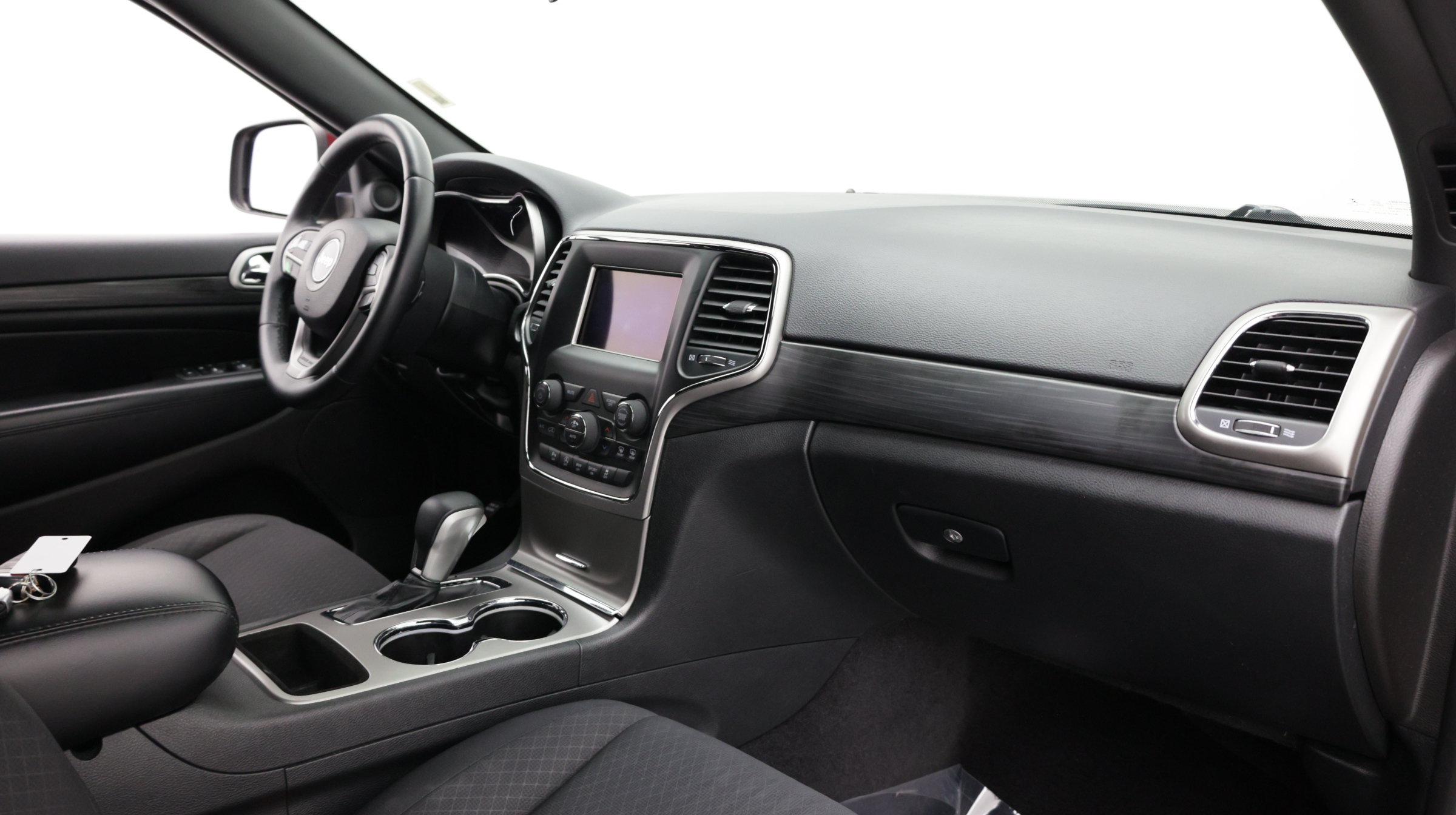 Used 2019 Jeep Grand Cherokee Laredo RWD image 41