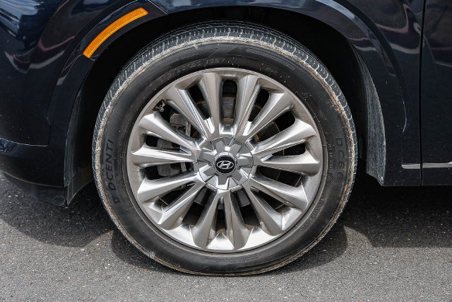 Used 2020 Hyundai Palisade Limited FWD image 11
