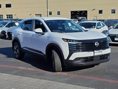 Used 2025 Nissan Kicks SV w/ Illumination Package