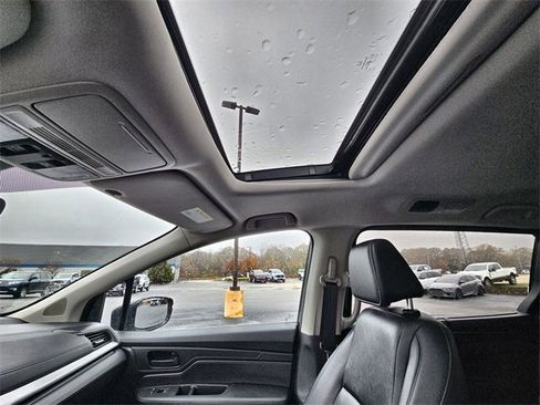 Used 2025 Honda Odyssey EX-L image 27