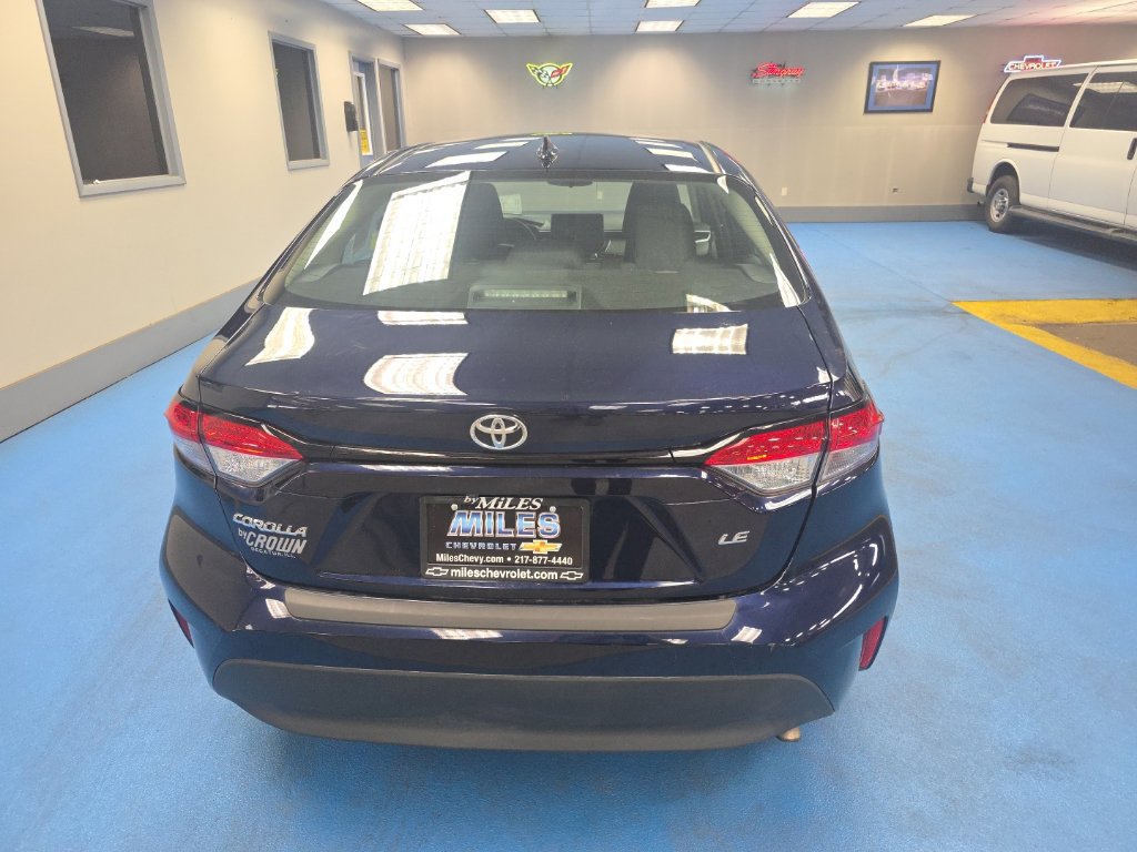 Used 2023 Toyota Corolla LE w/ Carpet Mat Package (TMS) FWD image 4