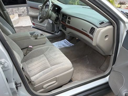 Used 2004 Chevrolet Impala w/ Preferred Equipment Group FWD image 12