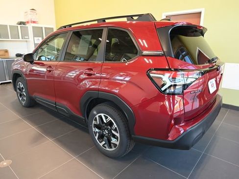 Used 2026 Subaru Forester Premium AWD/4WD image 10