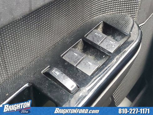 Used 2011 Ford Escape Limited w/ Class II Trailer Tow Pkg image 13