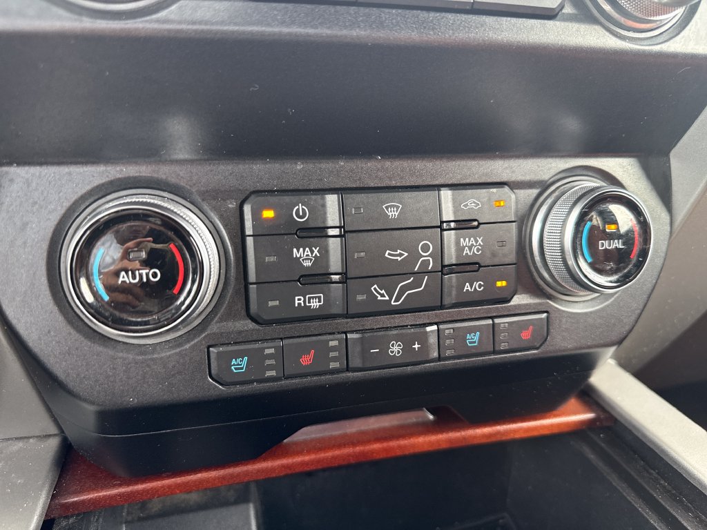 Used 2019 Ford F250 King Ranch w/ King Ranch Ultimate Package AWD/4WD image 26