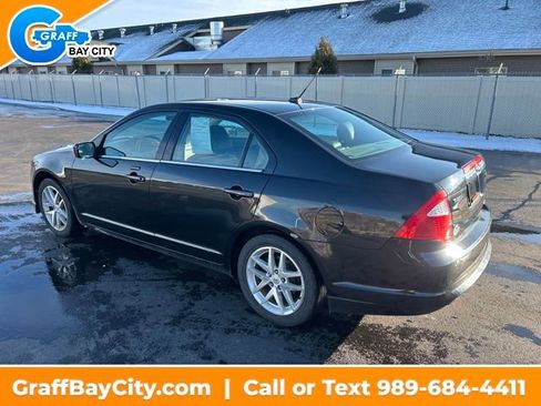 Used 2011 Ford Fusion SEL image 3