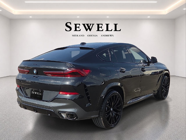 Used 2026 BMW X6 xDrive40i w/ Executive Package AWD/4WD image 4