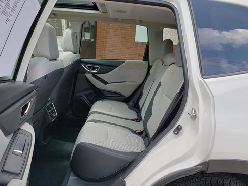 Used 2020 Subaru Forester Premium AWD/4WD image 11