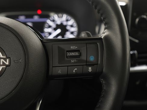 Used 2023 Nissan Pathfinder SL w/ SL Premium Package AWD/4WD image 27