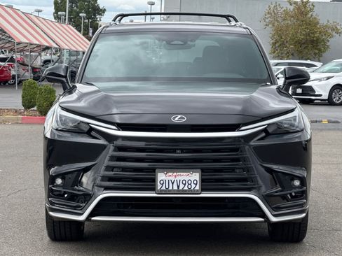 Certified 2025 Lexus TX 500h AWD image 10