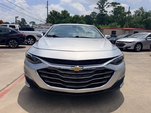 Used 2021 Chevrolet Malibu LT FWD image 3