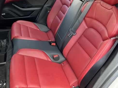 Used 2021 Porsche Taycan Turbo S image 18