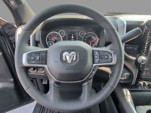 New 2026 RAM 2500 Big Horn AWD/4WD image 28