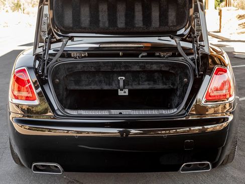 Certified 2018 Rolls-Royce Dawn RWD image 27