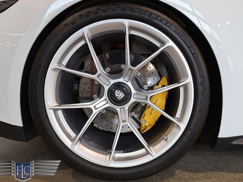 Used 2024 Porsche 911 GT3 RWD image 43