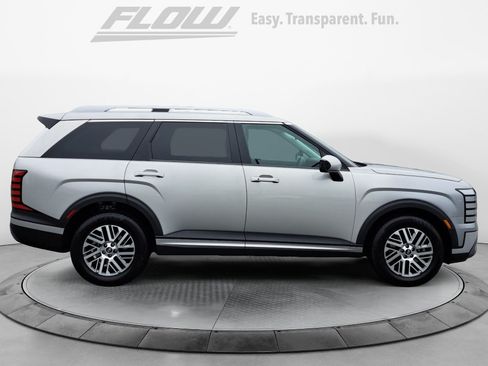 Used 2026 Hyundai Palisade SEL FWD image 10