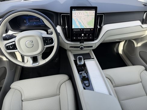 New 2026 Volvo XC60 T8 Ultra w/ Climate Package AWD/4WD image 12