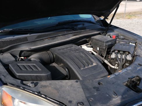 Used 2016 Chevrolet Equinox LTZ w/ Enhanced Convenience Package image 46