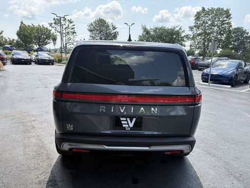 Used 2023 Rivian R1S Adventure Quad AWD/4WD image 7