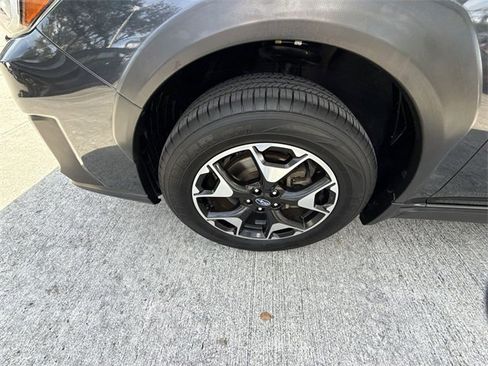 Used 2019 Subaru Crosstrek 2.0i Premium image 10