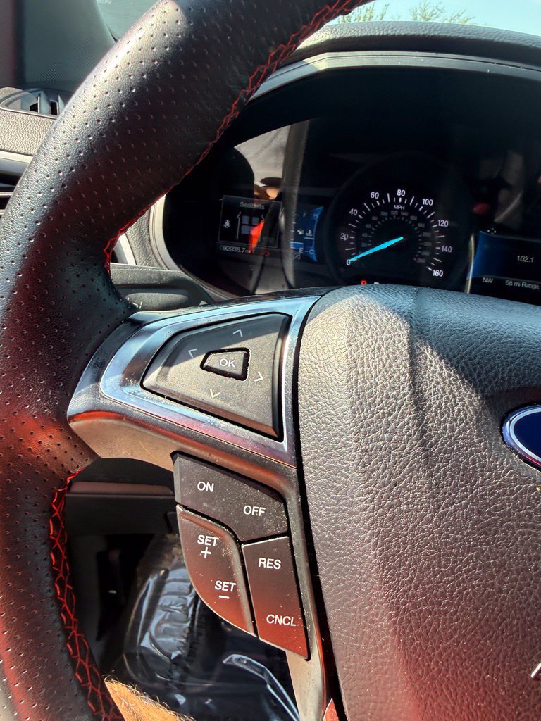 Used 2024 Ford Edge ST-Line AWD/4WD image 16