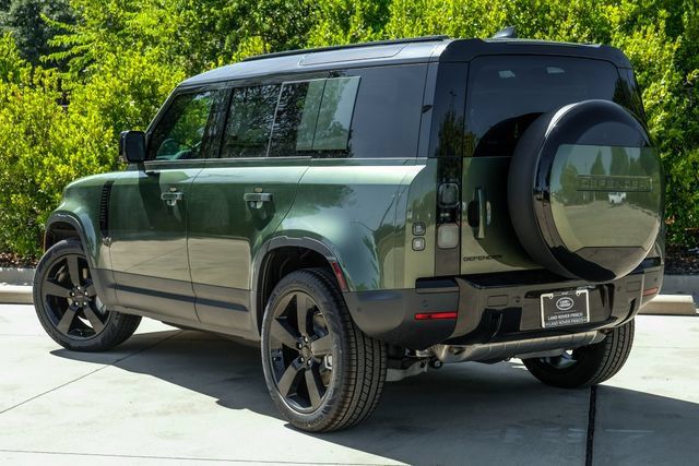 New 2026 Land Rover Defender 110 S AWD/4WD image 13