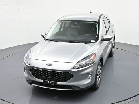 Used 2022 Ford Escape SEL w/ Technology Package AWD/4WD image 24