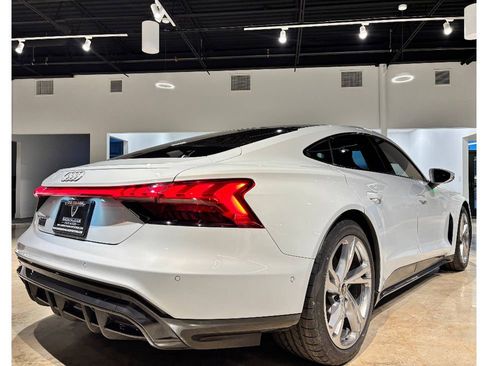 Used 2023 Audi e-tron GT Prestige w/ Prestige Package image 14