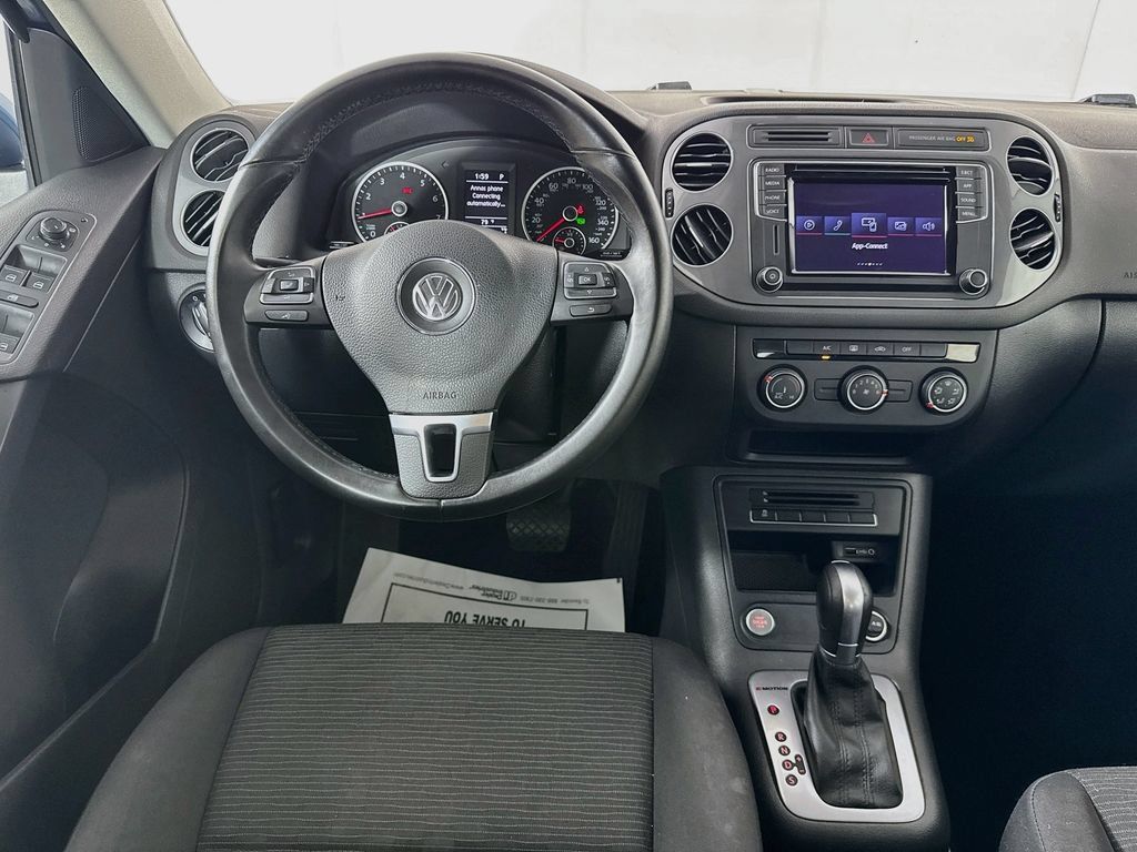 Used 2018 Volkswagen Tiguan Limited w/ Premium Package AWD/4WD image 26