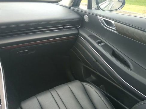 Used 2024 Genesis GV80 3.5T image 16