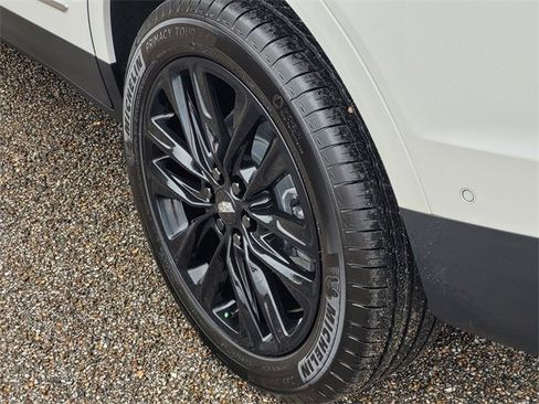 New 2025 Cadillac XT5 Premium Luxury w/ LPO, ONYX Package image 7