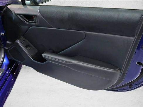 Used 2025 Toyota GR86 Premium w/ ALL Weather Mat Package (TMS) RWD image 22