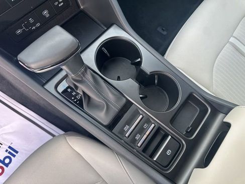 Used 2025 Hyundai Sonata SE image 40