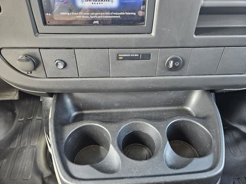 Used 2014 Chevrolet Express 1500 RWD image 36