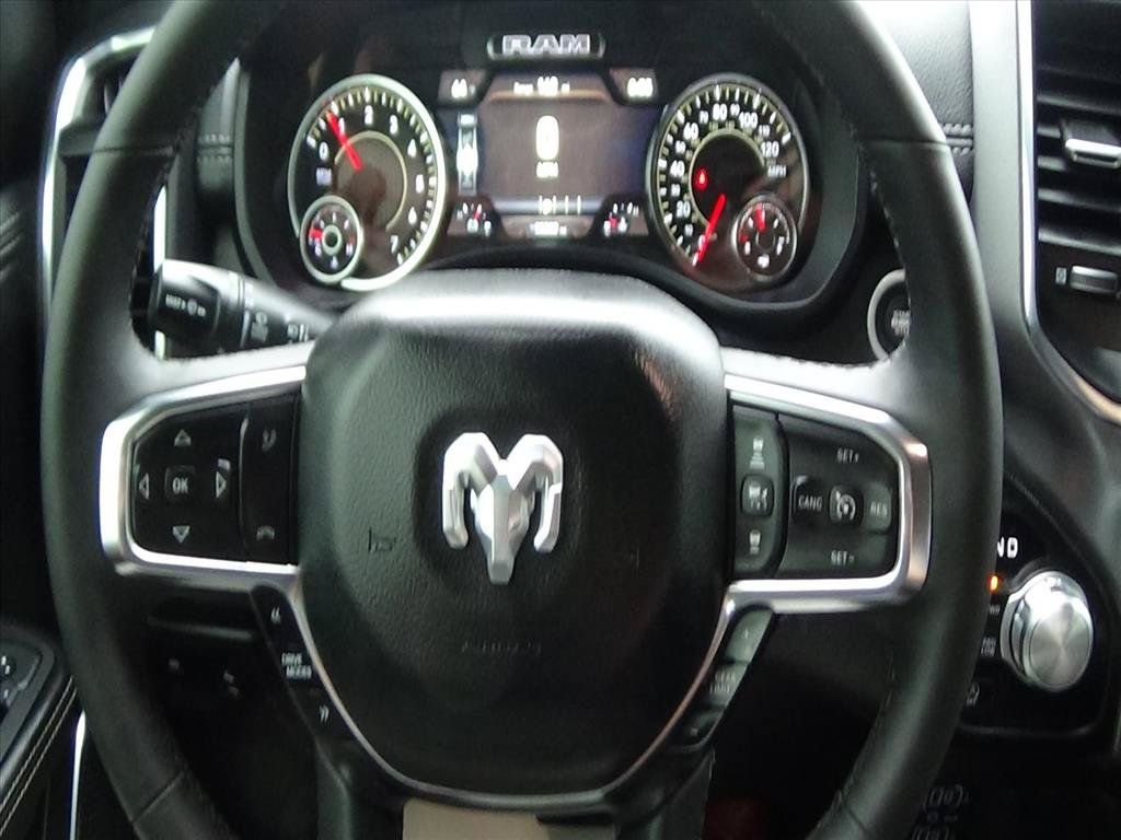 Used 2025 RAM 1500 Laramie AWD/4WD image 21